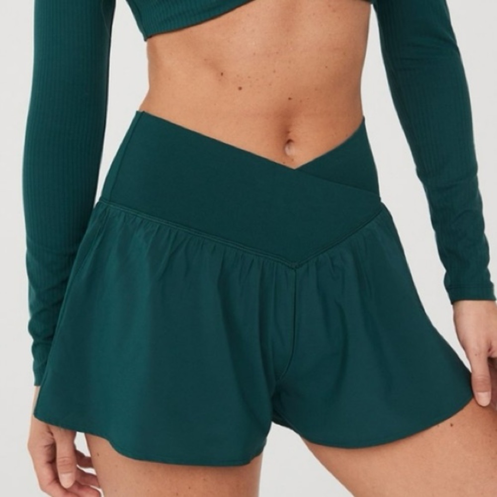 Aerie Crossover Flowy Stretch Shorts in Forest Green - Picture 1 of 6